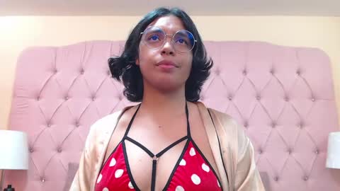 Emma  online show from May 18, 2026, 6:03 pm