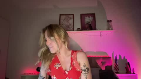 Snapshot of emmaonlyx1 chatting on June 18, 2026, 2:34 am emmaonlyx1 online show from June 18, 2026, 2:34 am