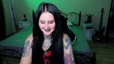Emmy Bright     50  online show from August 10, 2026, 4:16 am