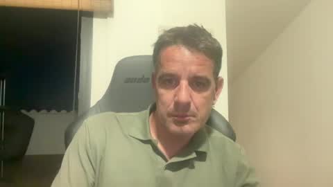 enricbcn online show from June 12, 2026, 8:19 pm