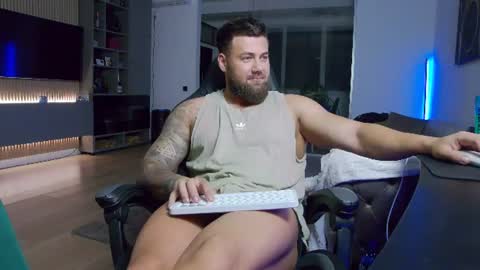 Erik online show from June 23, 2026, 9:46 pm