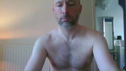 eric334418 online show from April 24, 2026, 7:55 am