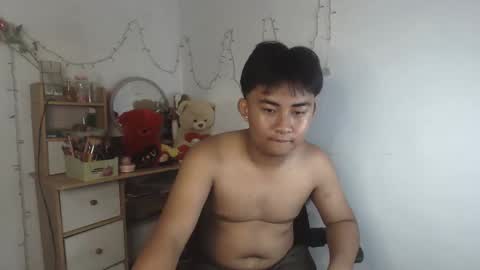 erick_cummer30 online show from April 14, 2026, 5:57 am