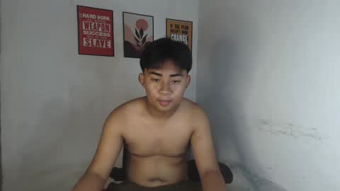 erick_cummer30 online show from April 21, 2026, 12:12 am