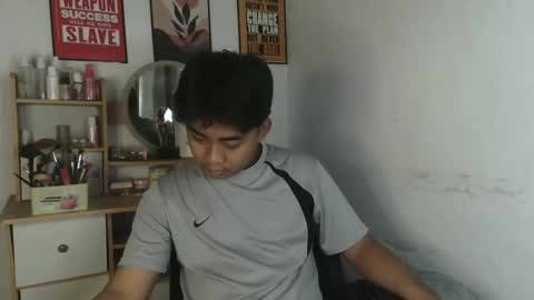 erick_cummer30 online show from May 2, 2026, 12:15 am