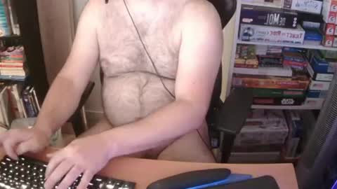 Snapshot of erik_dapper chatting on June 10, 2026, 5:01 pm Erik Dapper online show from June 10, 2026, 5:01 pm
