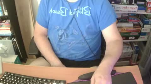 Snapshot of erik_dapper chatting on June 20, 2026, 7:27 pm Erik Dapper online show from June 20, 2026, 7:27 pm