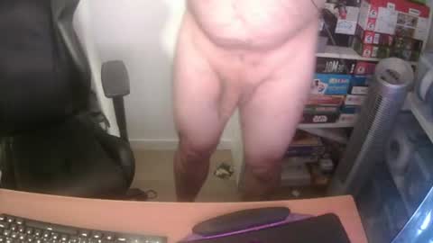 Snapshot of erik_dapper chatting on August 4, 2026, 7:49 pm Erik Dapper online show from August 4, 2026, 7:49 pm