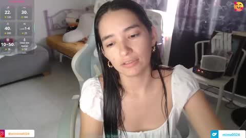 erina_1 online show from May 17, 2026, 6:15 pm