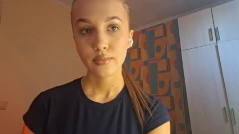 Katrin online show from June 7, 2026, 3:27 pm