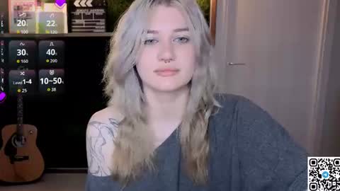 Snapshot of eshleeeygreen chatting on July 2, 2026, 7:14 am EshleGreen online show from July 2, 2026, 7:14 am