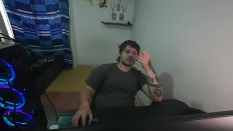 eskol212 online show from July 12, 2026, 8:33 pm