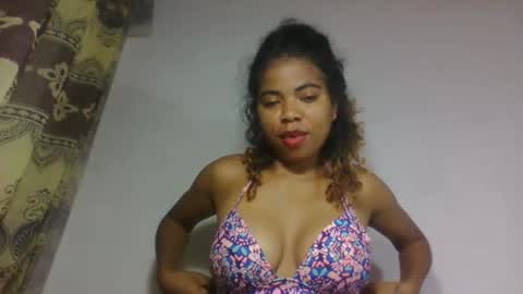esmeraldae online show from October 28, 2025, 11:18 pm