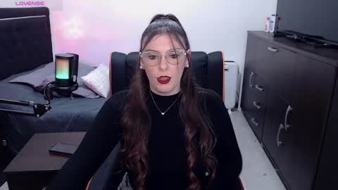 Xbebetax online show from May 19, 2026, 1:56 am