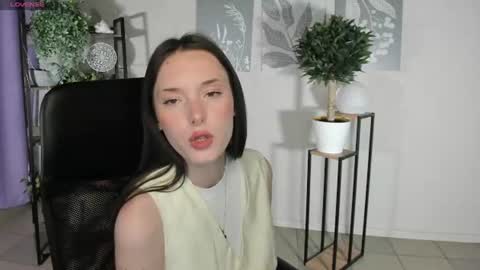 Eva online show from June 18, 2026, 9:14 am