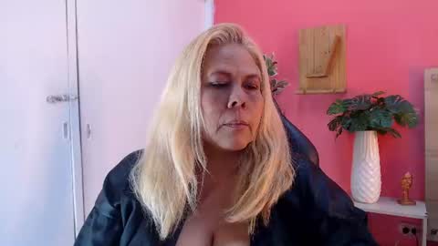 Snapshot of eva_love49 chatting on July 10, 2026, 6:54 pm eva_love49 online show from July 10, 2026, 6:54 pm