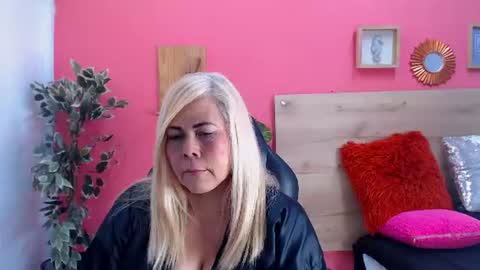 Snapshot of eva_love49 chatting on July 29, 2026, 5:44 pm eva_love49 online show from July 29, 2026, 5:44 pm
