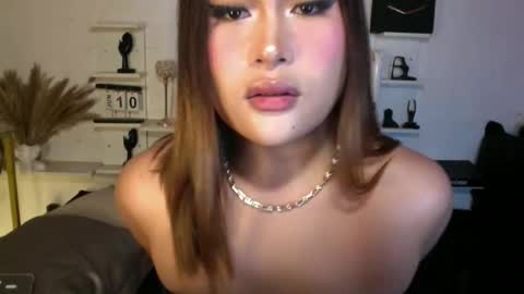 Queen Eva Mazikeen online show from June 10, 2026, 10:19 pm