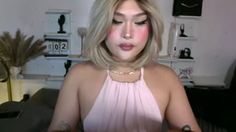 Queen Eva Mazikeen online show from July 2, 2026, 8:37 pm
