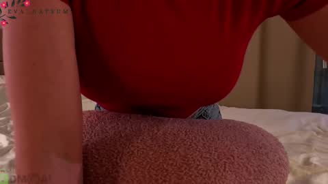 Eva online show from June 10, 2026, 7:02 pm
