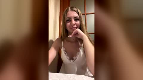 Snapshot of evajansma chatting on July 21, 2026, 5:15 pm evajansma online show from July 21, 2026, 5:15 pm