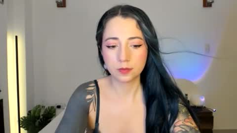 Snapshot of evangelinelovee chatting on July 2, 2026, 6:14 pm Evangeline online show from July 2, 2026, 6:14 pm