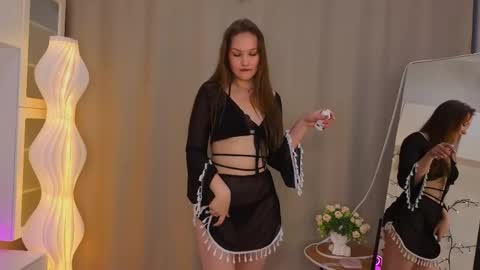 evegreenlee online show from May 27, 2026, 7:11 pm