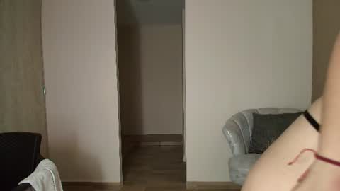  Evelyn  online show from July 29, 2026, 10:52 pm