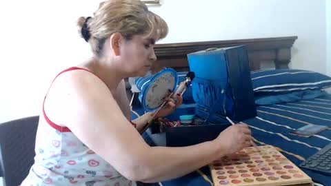 Snapshot of evelynsmithcol chatting on July 15, 2026, 3:28 pm Evelyn Smith online show from July 15, 2026, 3:28 pm