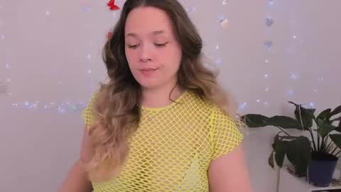 evilla_brill online show from April 23, 2026, 9:08 am