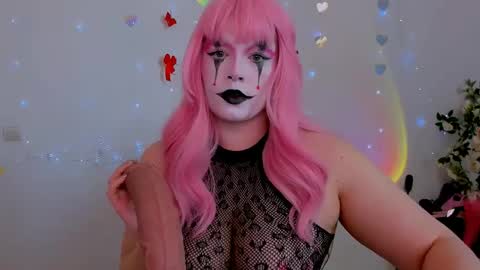evilla_brill online show from May 24, 2026, 8:52 am