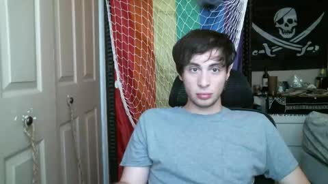 Snapshot of ezra_naamah chatting on April 16, 2026, 5:47 pm Ezra Naamah online show from April 16, 2026, 5:47 pm