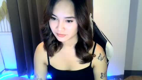 fabulous_cristy24 online show from June 14, 2026, 5:20 am