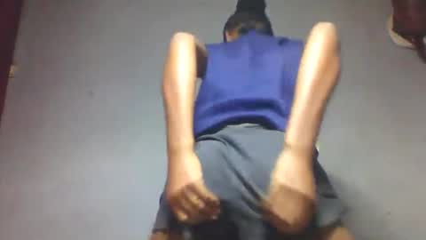 faiqua95 online show from April 30, 2026, 11:09 pm