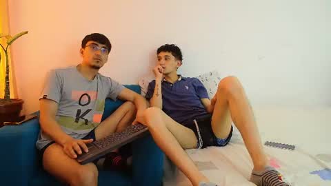FallGays online show from July 10, 2026, 5:26 pm