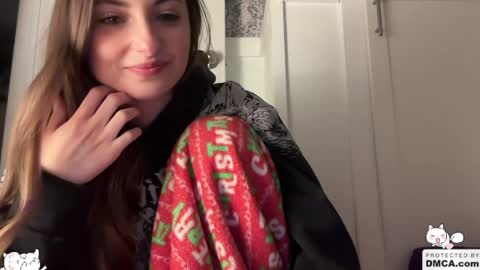 Snapshot of fantasyella chatting on June 5, 2026, 6:52 am Ella online show from June 5, 2026, 6:52 am