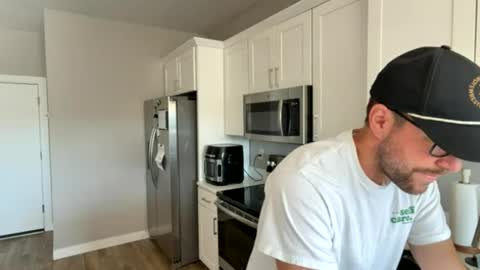 Ethan Slayher online show from June 12, 2026, 1:10 pm