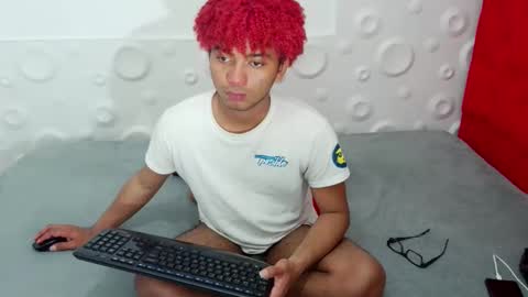 andres felipe benitez online show from December 3, 2025, 2:08 am