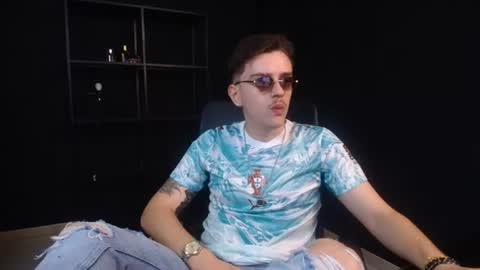 FelixStark online show from June 23, 2026, 4:43 am
