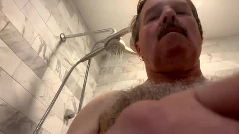 findmeyou68476332 online show from January 19, 2026, 9:35 am