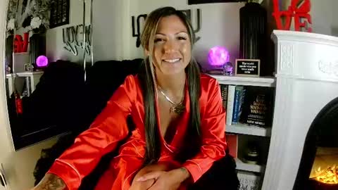 Flobella online show from July 14, 2026, 2:05 am