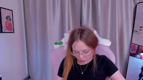 hey there guys im Flora no not the one from WInx. But I love magical stuff and especially I love nature. I dont know I thin online show from May 8, 2026, 4:23 pm