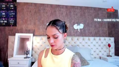 Snapshot of foxmegann chatting on July 19, 2026, 8:34 pm MeganFoxxy online show from July 19, 2026, 8:34 pm
