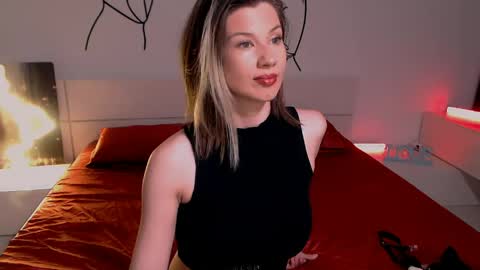 Snapshot of foxydevilish chatting on April 24, 2026, 6:10 pm Fox online show from April 24, 2026, 6:10 pm