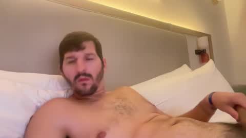 Snapshot of fp004 chatting on October 11, 2025, 4:01 am fp004 online show from October 11, 2025, 4:01 am