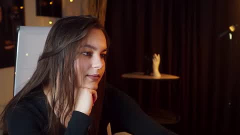 Francesca online show from June 18, 2026, 1:04 pm