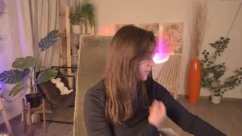 Francesca online show from July 25, 2026, 12:36 pm