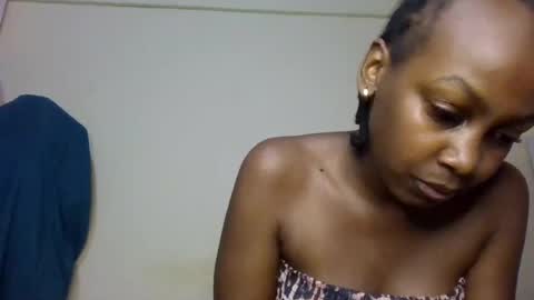 Snapshot of freaky_beauty chatting on July 10, 2026, 2:52 pm freaky_beauty online show from July 10, 2026, 2:52 pm
