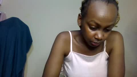 Snapshot of freaky_beauty chatting on July 31, 2026, 4:50 pm freaky_beauty online show from July 31, 2026, 4:50 pm