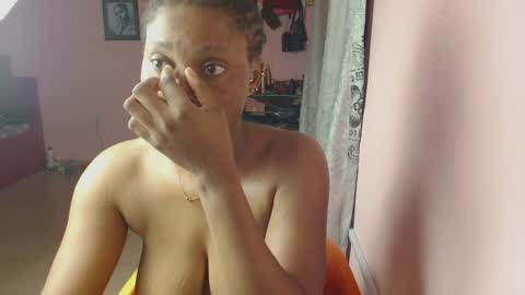 Snapshot of freaky_luna chatting on April 13, 2026, 4:18 am luna online show from April 13, 2026, 4:18 am